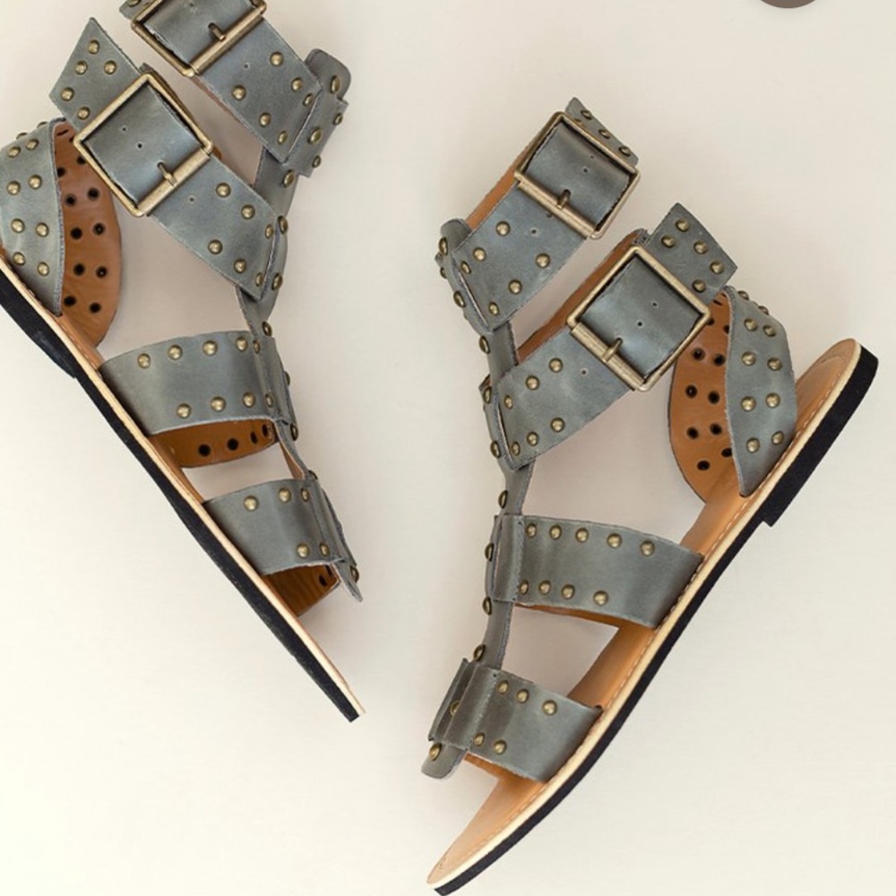 πNIB Joyfolie womenβs Leather gladiator sandals - Picture 2 of 6